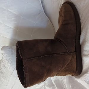 UGG BROWN LEATHER BOOTS SZ 7